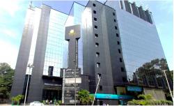 Urban Vault - Prestige Obelisk